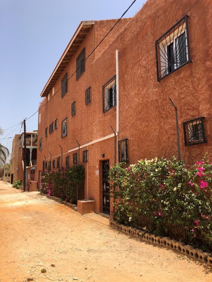 Auberge Mande サリー・ポルチュダル エクステリア 写真